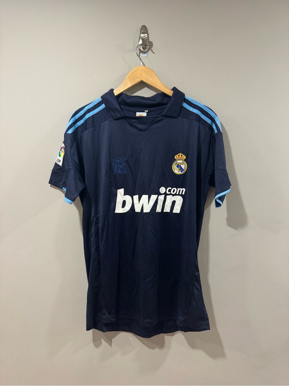 Real Madrid 2009-10 Soccer Football Jersey